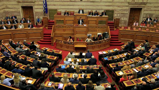 Μέτρα 4,64 δισ. ευρώ ψηφίζει ως την Πέμπτη το βράδυ η Βουλή