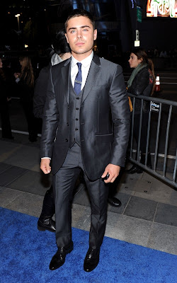 Zac Efron at the 2011 People's Choice Awards