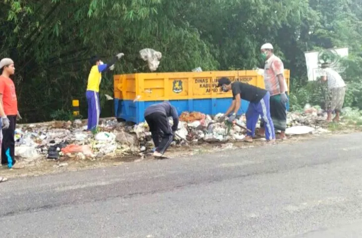 Kontainer Sampah per Desa Bakal Jadi Cara DLH Sumenep Dorong Warga Sadar Lingkungan