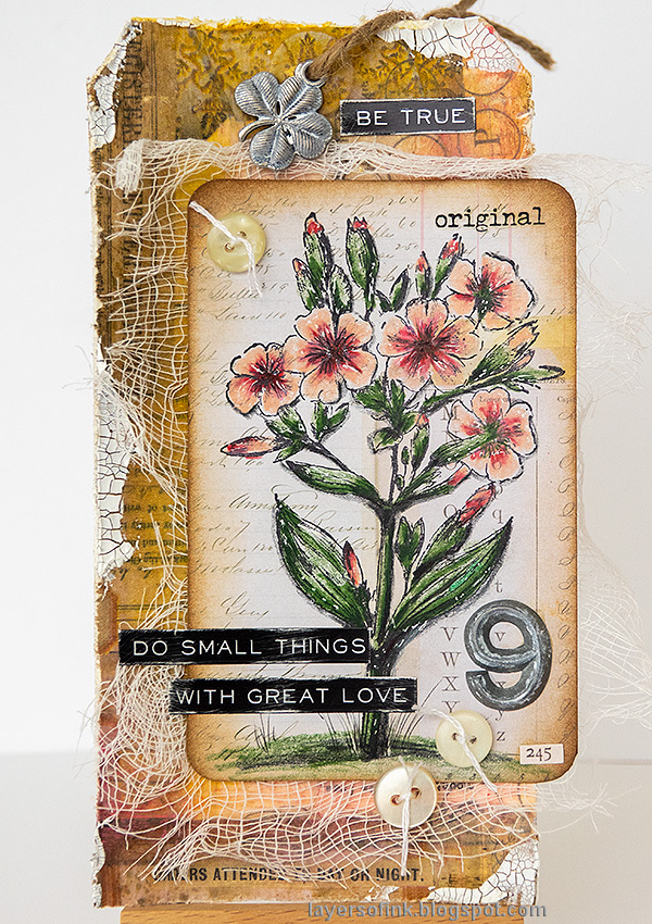 Layers of ink - Vintage Floral Tag Tutorial by Anna-Karin Evaldsson.