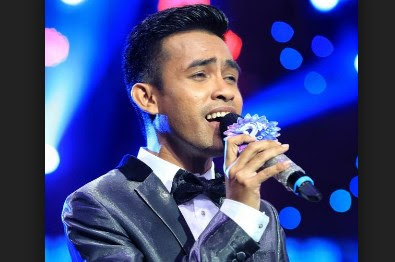  admin kali ini ingin membuatkan sebuah lagu yang sangat terkenal dari artis pendaatang gres j Download Lagu Fildan DA4 Lengkap Full Album Mp3 Terbaru