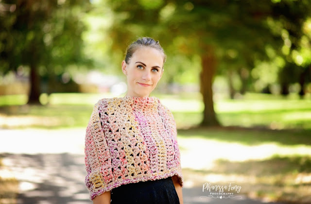 Equinox Cowl t from Happily Hooked Magazine October 2019