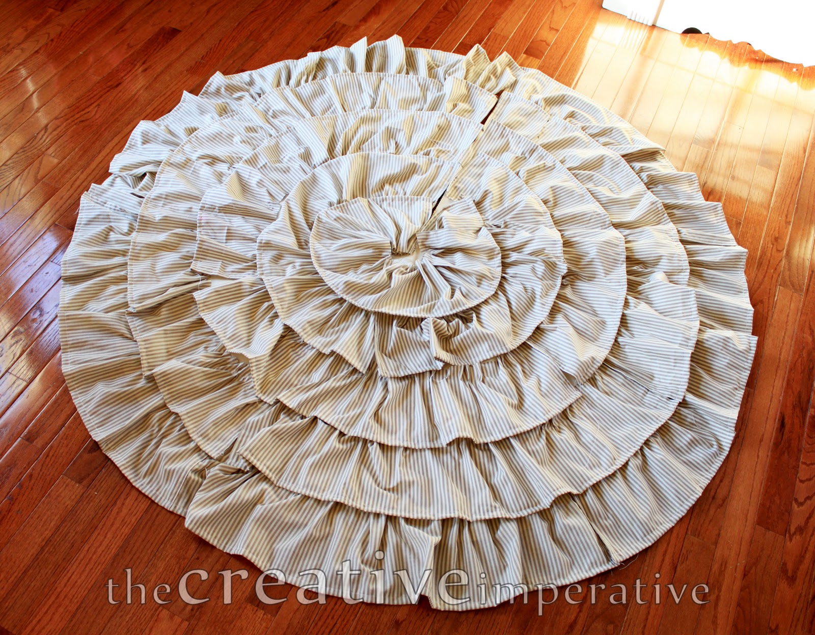 The Creative Imperative: Stripey Ruffle Christmas Tree Skirt