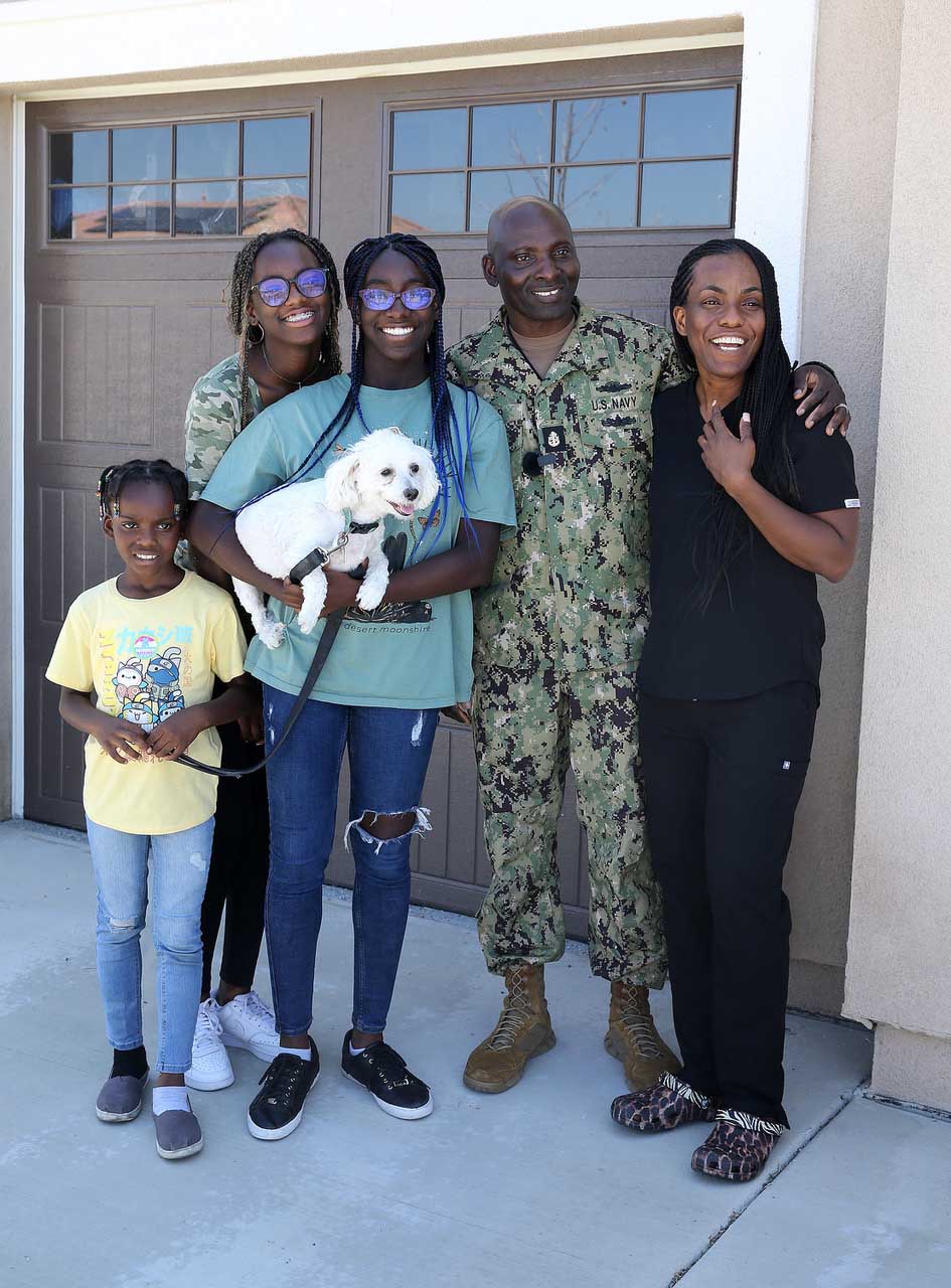 Naval Chief receives special welcome home to Menifee Menifee 24/7 picture
