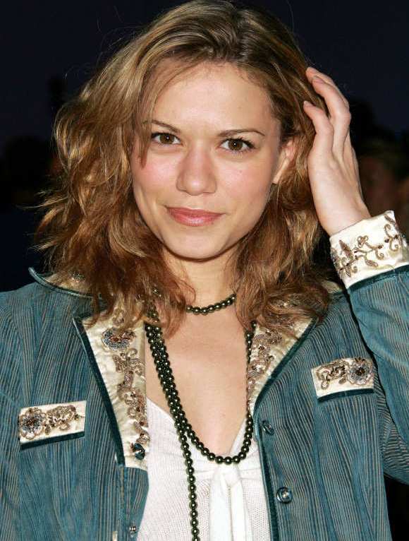 Bethany Joy Galeotti Cool Photo Gallery