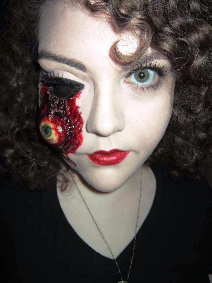 Happy Halloween  Day 14 Bloody  Halloween  Makeup  Ideas 