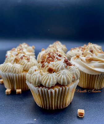 CUPCAKE  CONFITURE DE LAIT et sa GANACHE