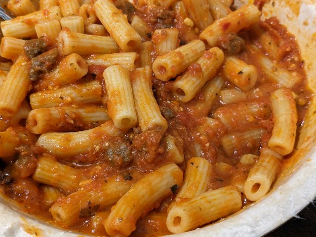 Marie Callendar's Rigatoni Bolognese Bowl close-up.