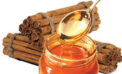 Benefits of taking a tablespoon of cinnamon and honey every day