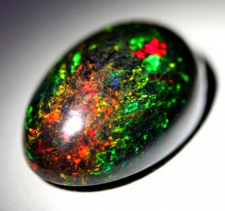 Cara Memunculkan Motif Kembang Pada Batu Opal / Kalimaya