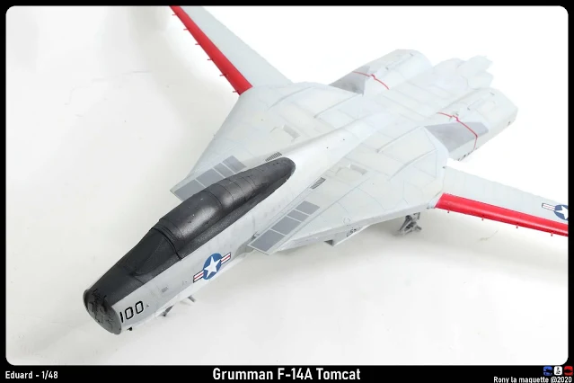 Les bandes antidérapantes du F-14A Tomcat d'Eduard au 1/48