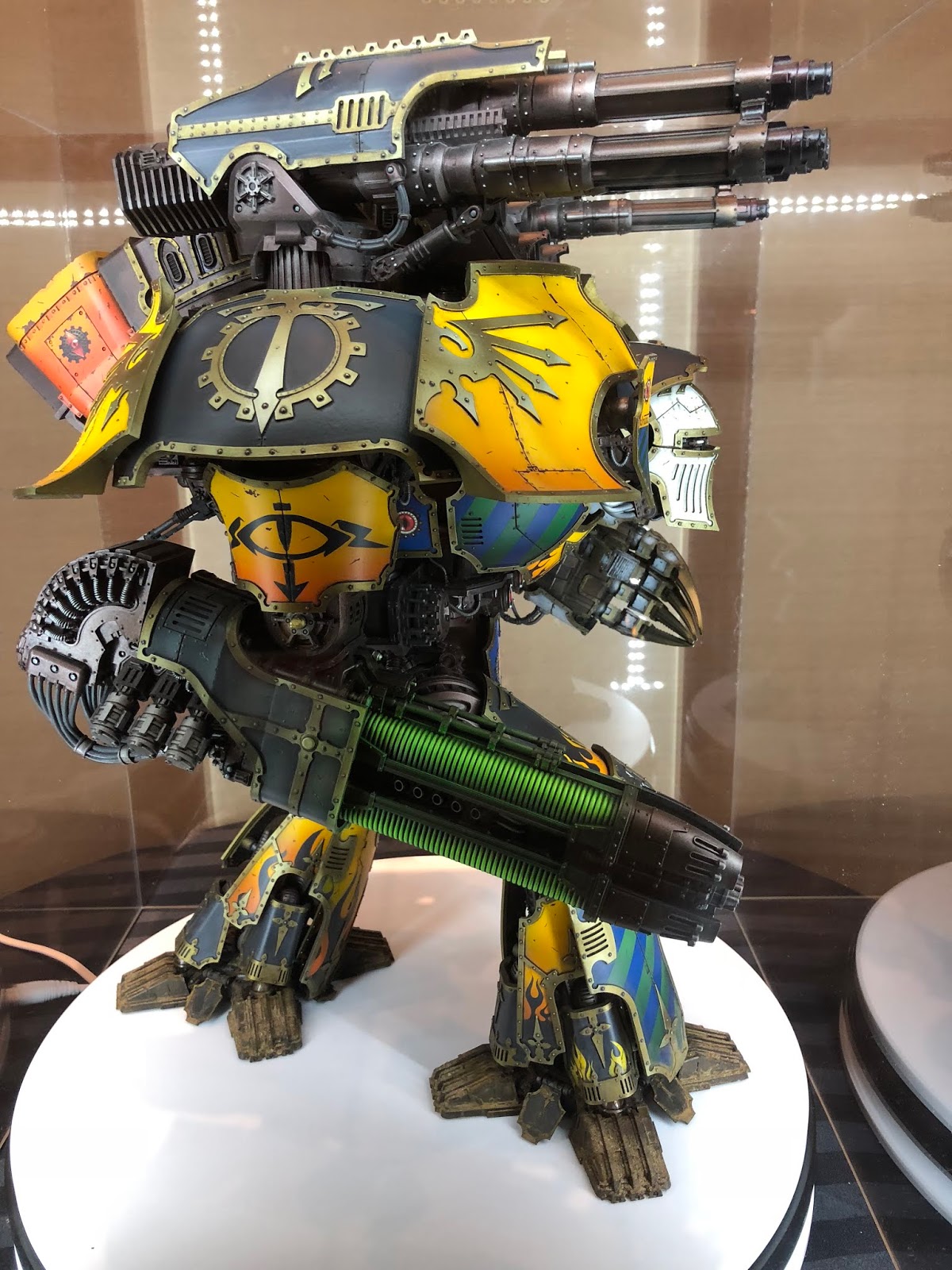 The Warlord Titan Is On Display..... - Faeit 212