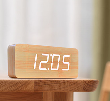 Đồng hồ Led gỗ để bàn - Hình chữ nhật Plus - Màu Vani