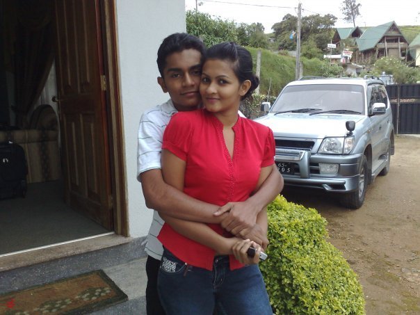 Piumi PurasingheSexy Girls Pictures