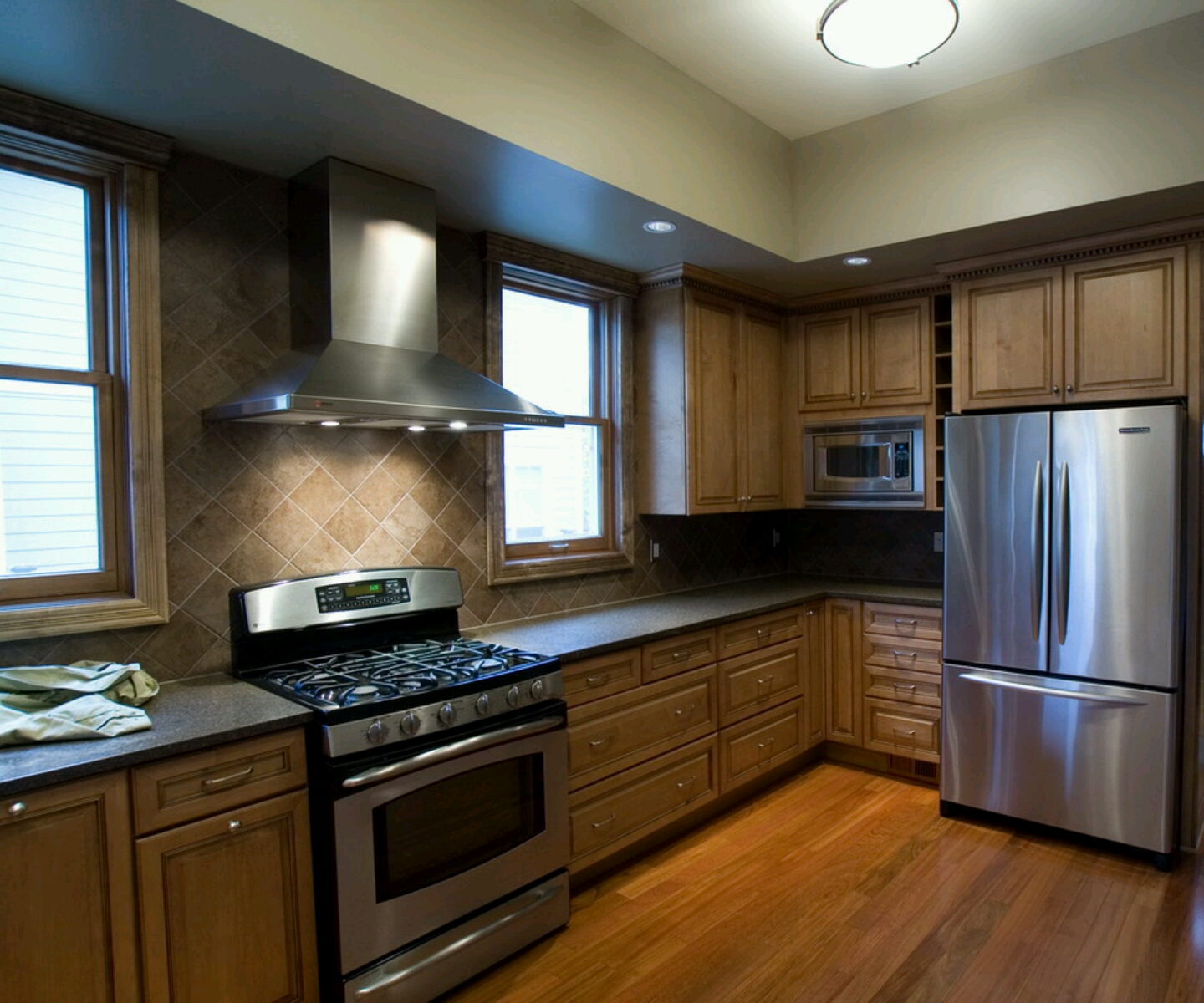 Photos Of Modern Kitchens