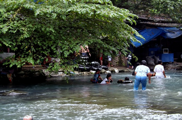 Objek wisata Karang Anyer