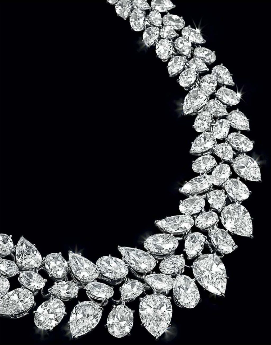 William Goldberg Diamond Necklace Auctioned at Christieâ€™s for $1.8M