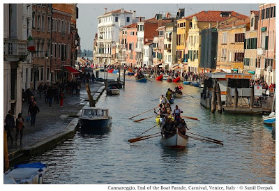 End of the parade in Cannareggio, Boat Parade, Carnival, Venice, Italy - © Sunil Deepak