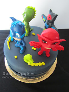 bolo aniversário PJ Masks doces opções