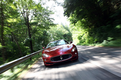 2012 Maserati GranCabrio Sport Wallpaper