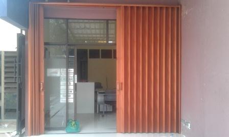 UTAMA ALUMINIUM DAN KACA Folding Gate Harmonika 