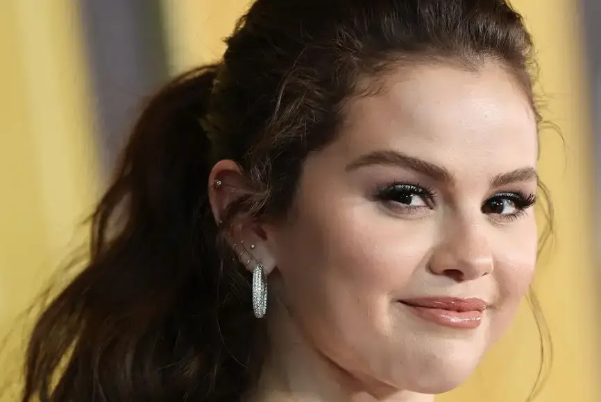 Selena Gomez American singer American singer