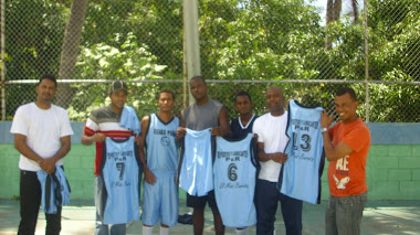 Repuestos P&R, patrocina el equipo de Dominicana