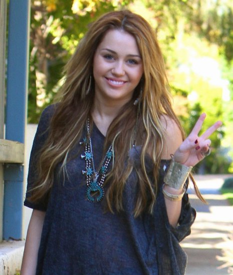 miley cyrus tattoo pictures