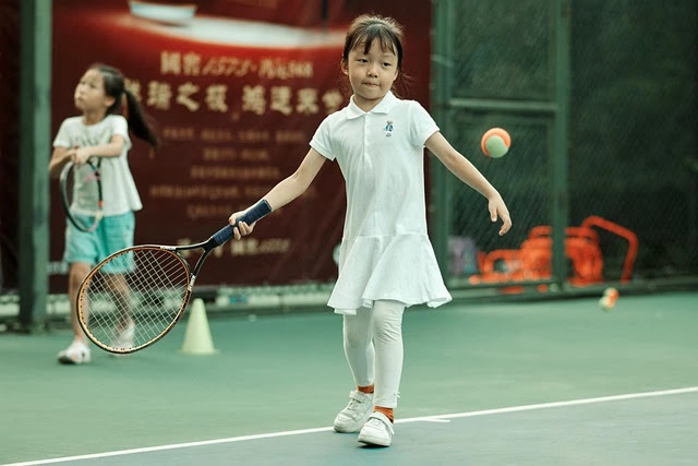 Girl Tennis