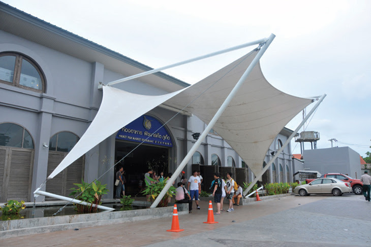  Tenda  Membrane  Pusat Pertokoan Kanopi Kain Bandung 