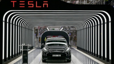 Tesla Hilang Nilai 126 Miliar Dolar, Khawatir Dana Pembelian Twitter