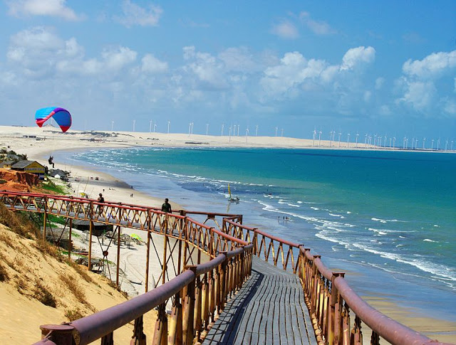 Canoa Quebrada fica no Ceará