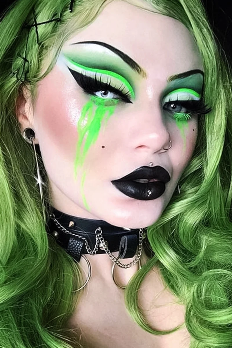 15 TikTok Approved Punk Makeup Looks You Have to Recreate | Moonsugarbeauty