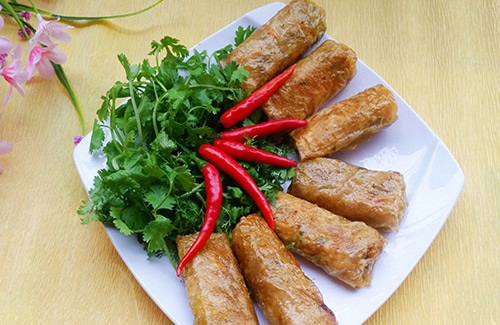 Rươi đang vào mùa, bạn đã biết cách chọn rươi ngon, để lâu không hỏng chưa? - 4