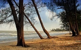 Wisata Pantai Pasir Padi Pangkalpinang