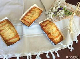 plumcake-con-manzanas-y-almendras-en-cubitos