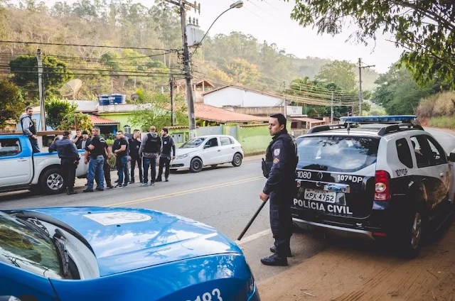 Operação Dominó prende suspeitos de tráfico de drogas em Paraíba do Sul (Foto: Divulgação/Polícia Militar) 