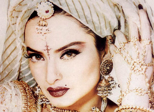 Rekha Hd Wallpapers