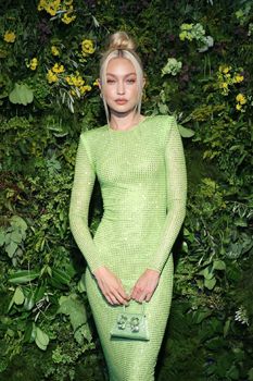 2022 New Long Sleeve Green Sequined Beaded Women Blingbling Bodycon Long Dress Party Dress New-online-buy-Sell-best-Price-Fashion-ladies-girls-Brand-High Quality-AliexpressForSaleServices  #Dress #NewDress #LongDress #Long SleeveDress #GreenDress #SequinedDress #BeadedDress #BodyconDress #PartyDress #buyDress #bestDress #FashionDress #girlsDress #BrandDress