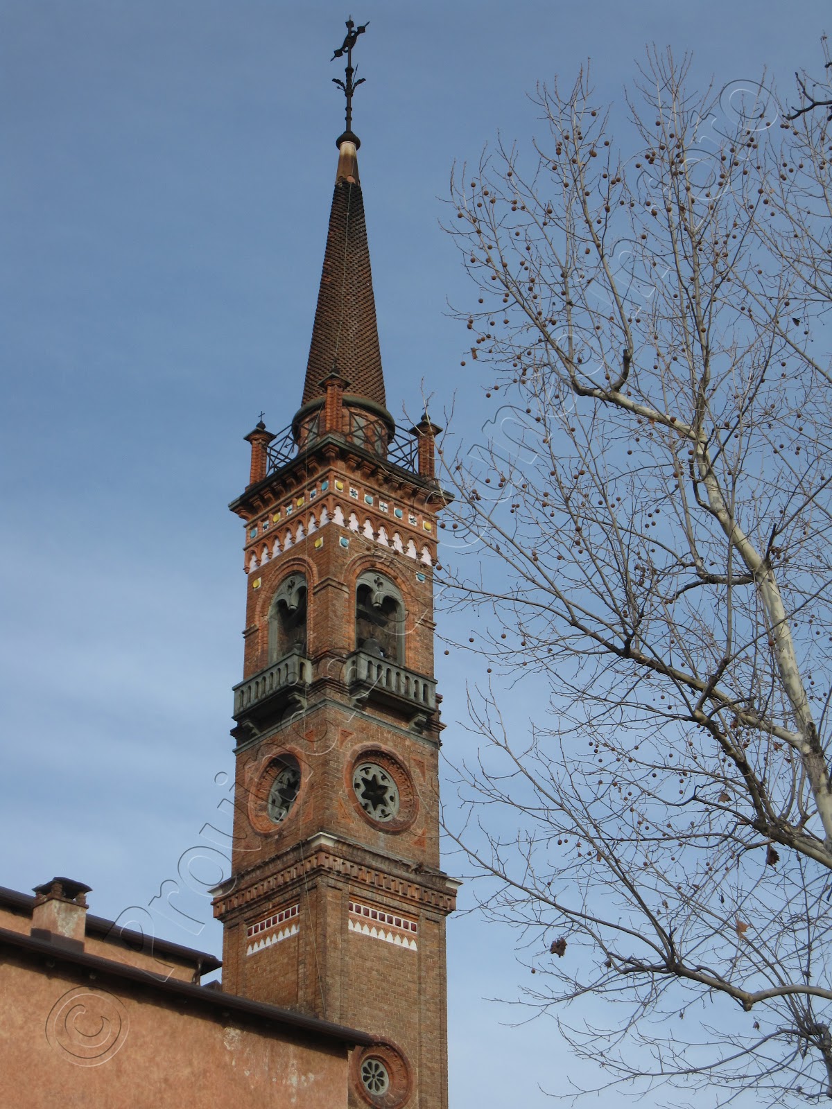 Fotografia campanile San Sebastiano Cuneo