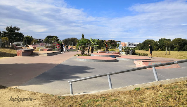 skate park lanester bretagne