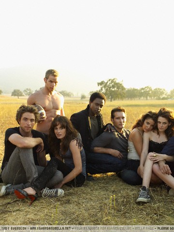 robert pattinson and kristen stewart photo shoot vanity fair. stewart+photo+shoot+vanity