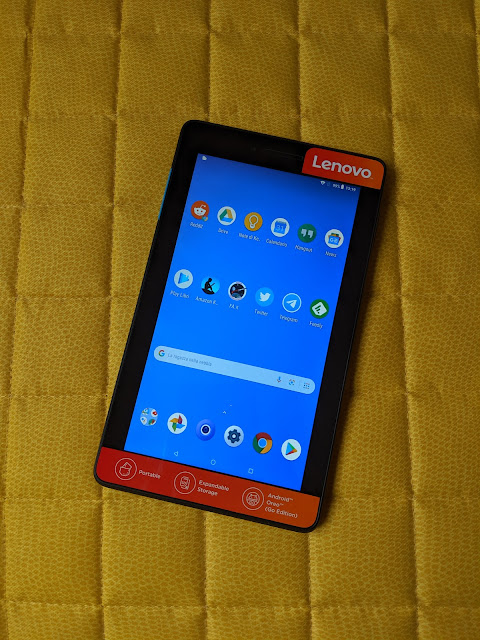 Home screen of a Lenovo Tab E7 tablet