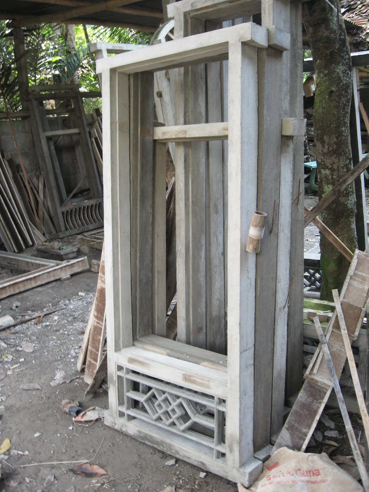 Membuat Kusen  Super Kuat Dengan Biaya Super Irit Rumah 