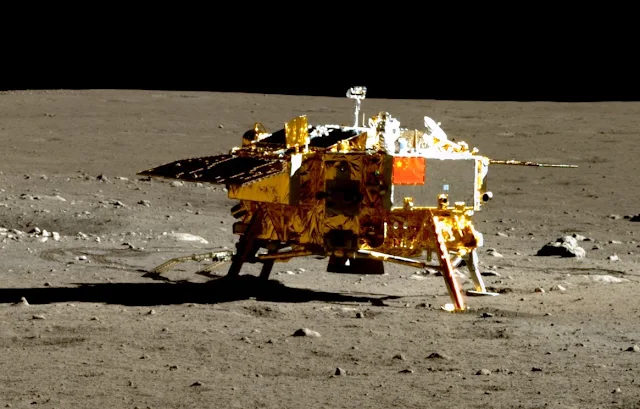 China will send to the moon plants and insects