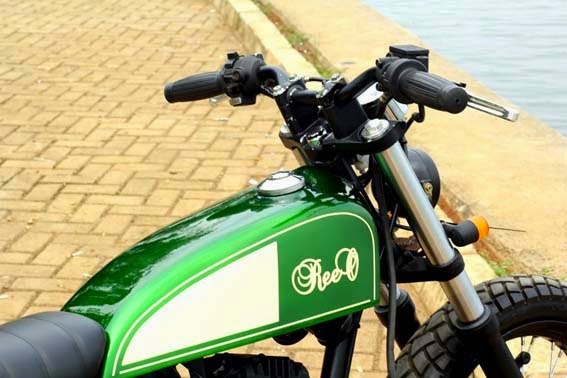  Modifikasi  Motor Honda GL Pro Jap Style Spesifikasi Motor