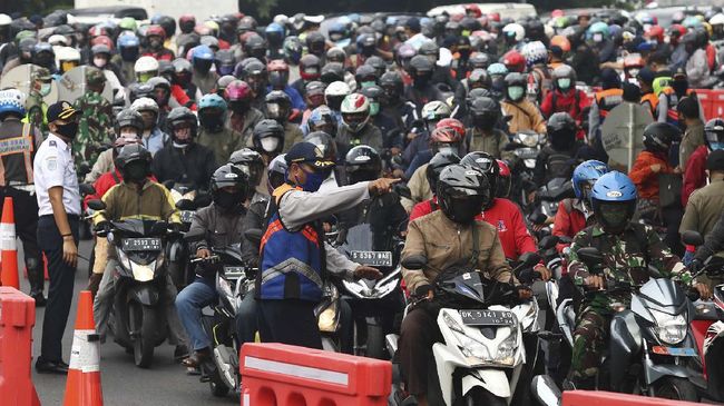 [Berita Video] Kurangnya Sanksi PSBB Surabaya, Masyarakat Beraksi 