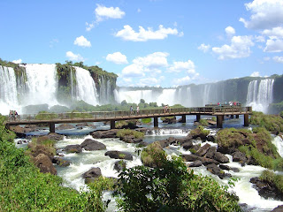 Pesona Air Terjun Iguazu, Air Terjun Terbesar di Brazil