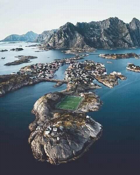 Stadium Henningsvær Yang Menakjubkan di Norway