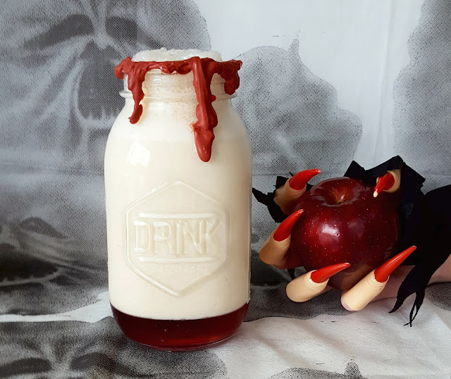 Poisoned apple Halloween milkshake